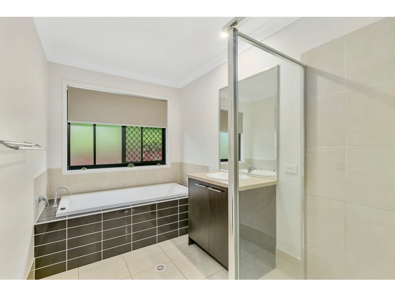 1-11 Acacia Court, Beechmont QLD 4211