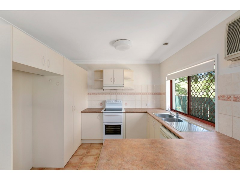41 Paddington Drive, Carrara QLD 4211