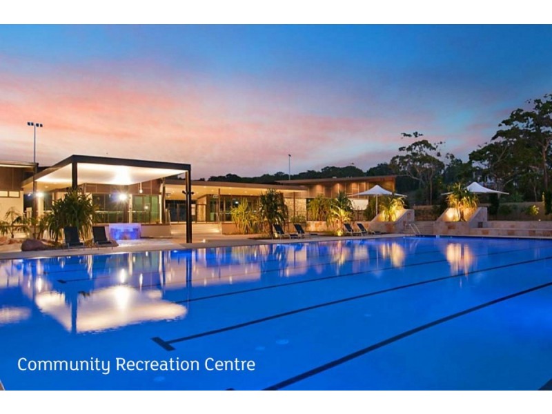 6 Hillstone Crescent, Maudsland QLD 4210