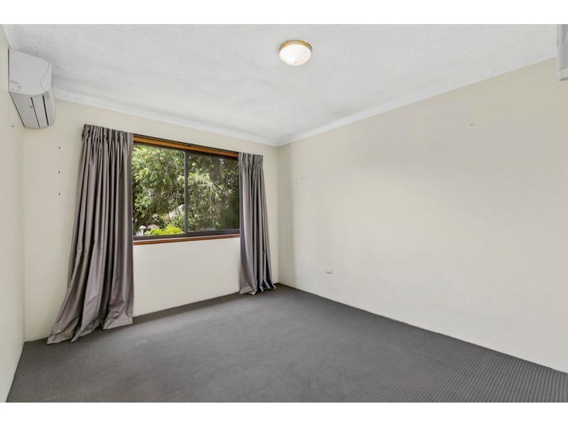 6/168 Frank Street, Labrador QLD 4215