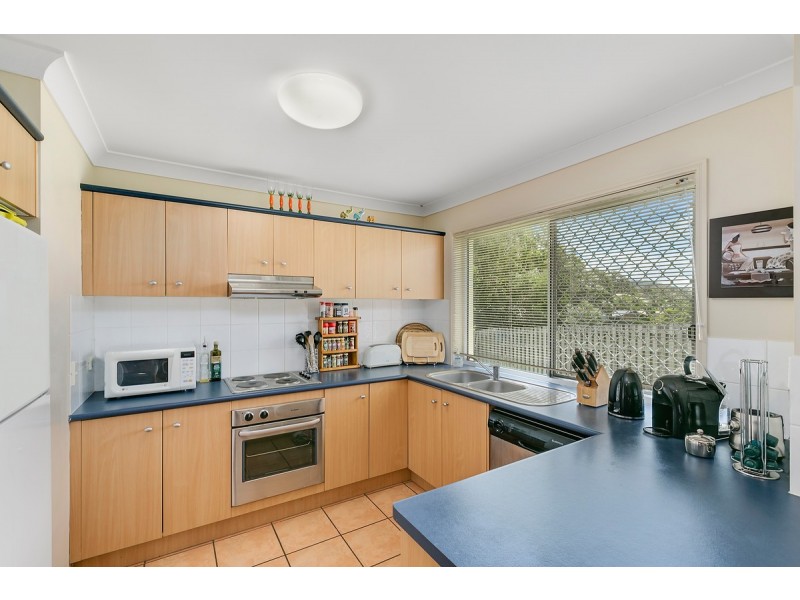 11/74 Universal Street, Pacific Pines QLD 4211