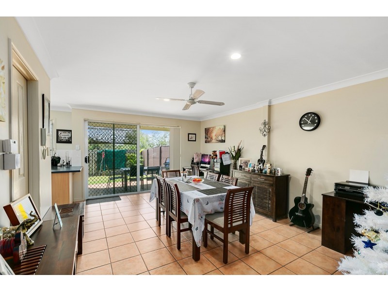 11/74 Universal Street, Pacific Pines QLD 4211
