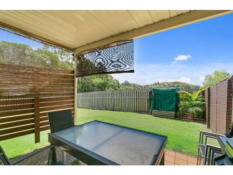 11/74 Universal Street, Pacific Pines QLD 4211