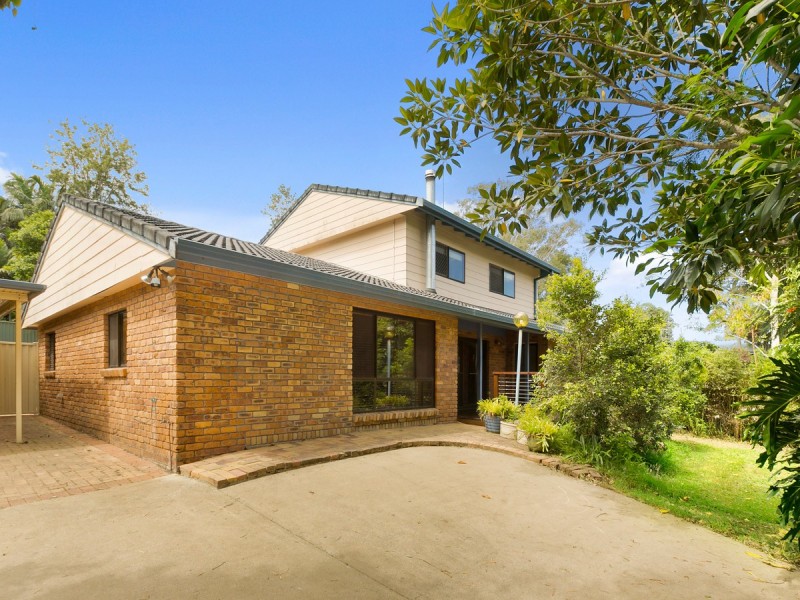 15 Yarraowee Drive, Nerang QLD 4211