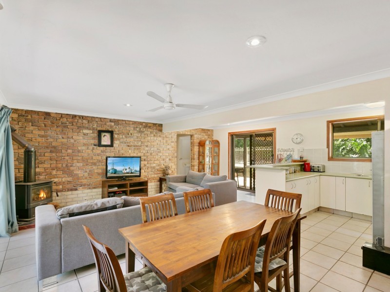 15 Yarraowee Drive, Nerang QLD 4211