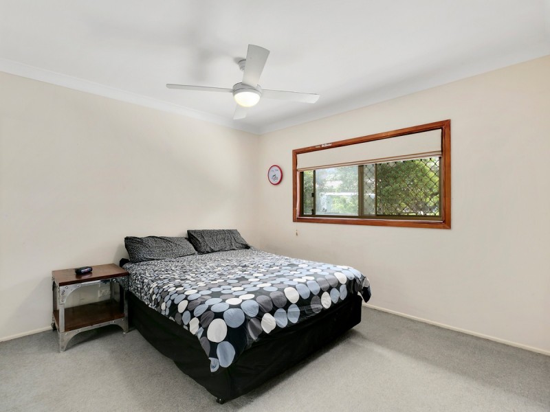 15 Yarraowee Drive, Nerang QLD 4211