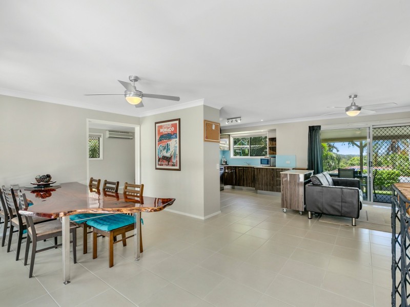 29 Mcleod Street, Highland Park QLD 4211