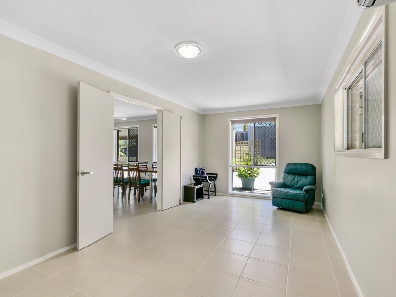 29 Mcleod Street, Highland Park QLD 4211