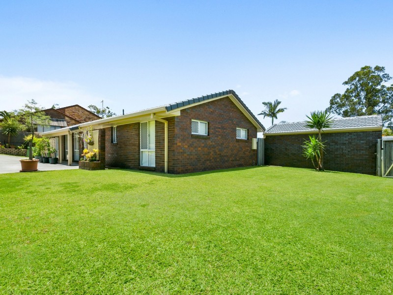 29 Mcleod Street, Highland Park QLD 4211