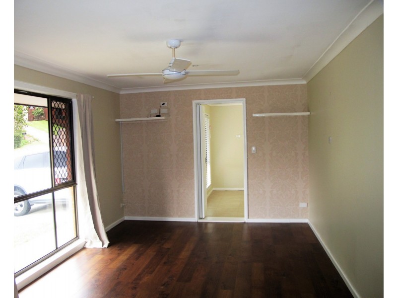 1 Clutha Court, Highland Park QLD 4211