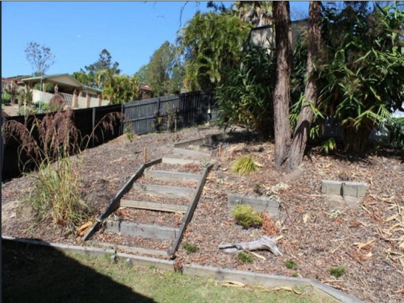 1 Clutha Court, Highland Park QLD 4211