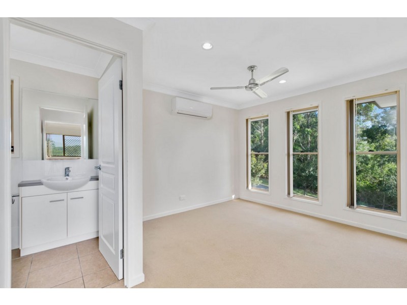 8 Blackstu Court, Gilston QLD 4211