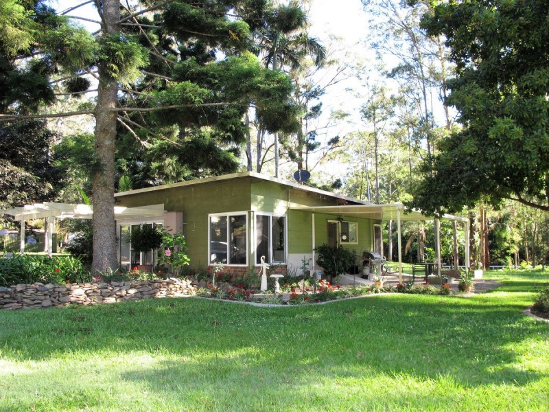 25 Thendara Drive, Mount Nathan QLD 4211