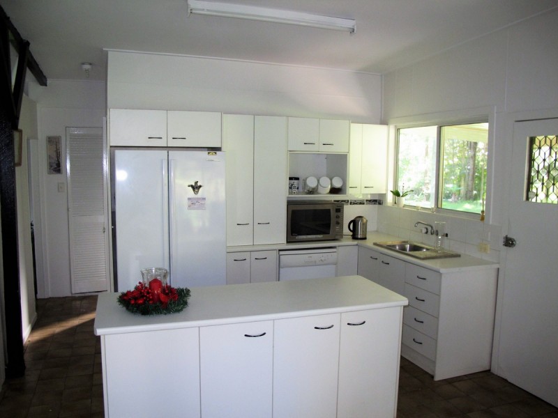 25 Thendara Drive, Mount Nathan QLD 4211
