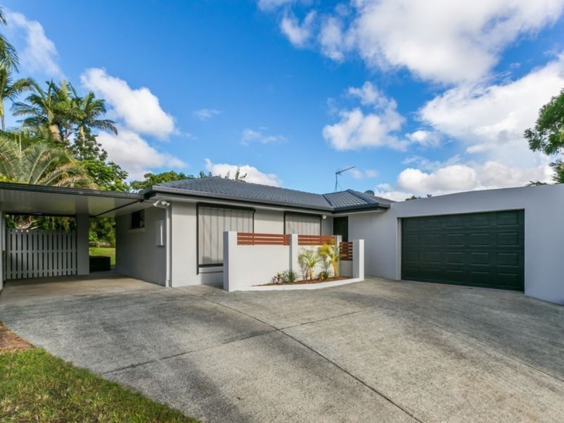 3 Cairngorm Street, Carrara QLD 4211
