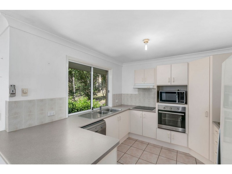 12 Jane Lane, Oxenford QLD 4210