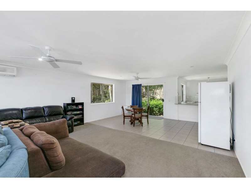 12 Jane Lane, Oxenford QLD 4210