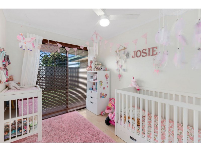 42 Explorers Way, Worongary QLD 4213