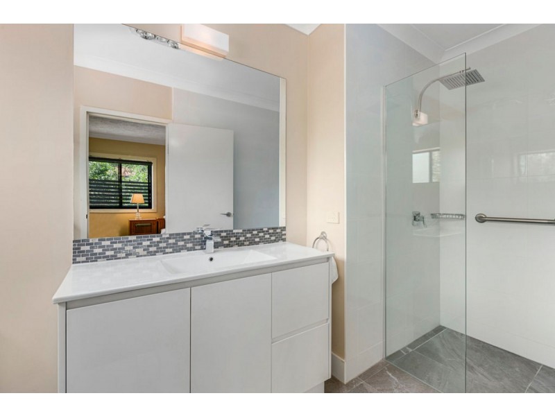 8/501 North Hill Drive, Robina QLD 4226