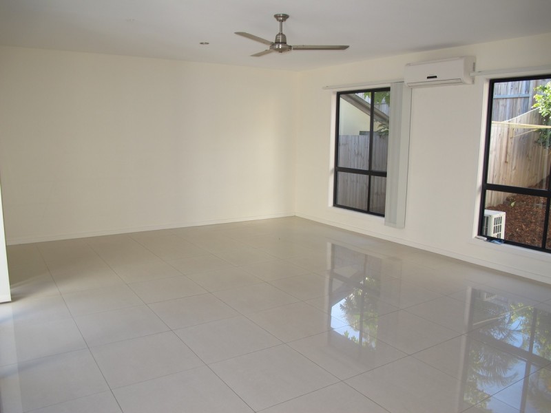 1/24 Alison Road, Carrara QLD 4211