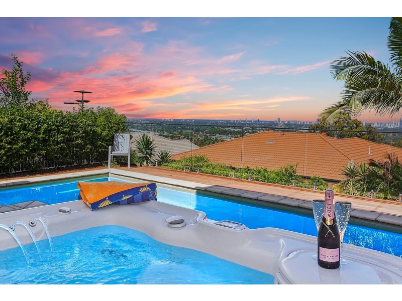 13 Mercure Place, Highland Park QLD 4211