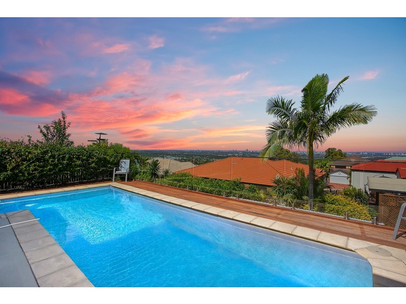 13 Mercure Place, Highland Park QLD 4211