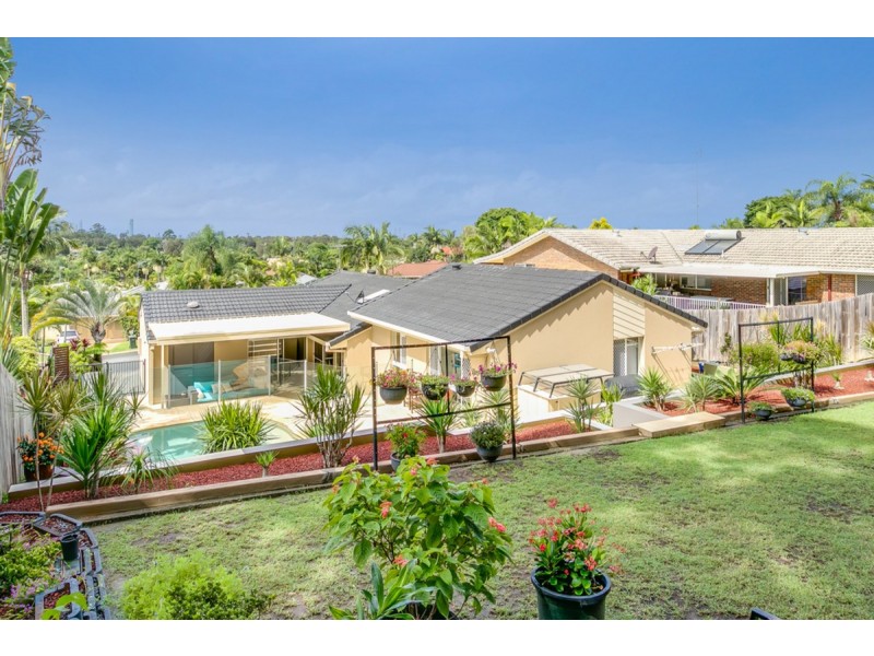 17 Foxhill Court, Carrara QLD 4211