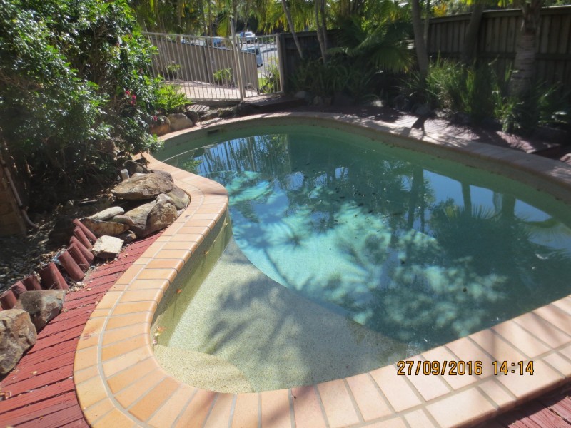 30 Armstrong Way, Highland Park QLD 4211