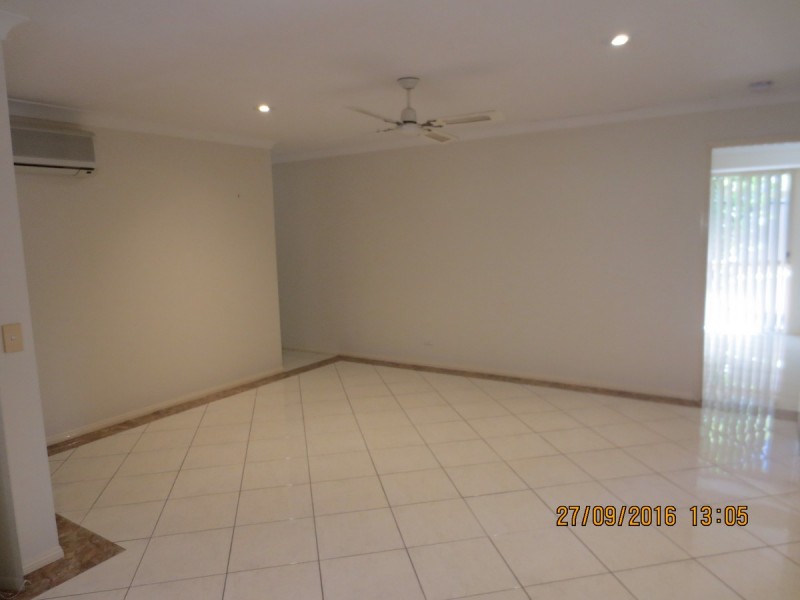 30 Armstrong Way, Highland Park QLD 4211