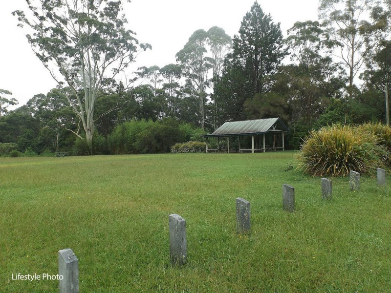 13 Mundora Road, Springbrook QLD 4213