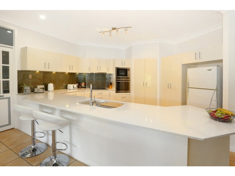 7 Nathanvale Drive, Mount Nathan QLD 4211