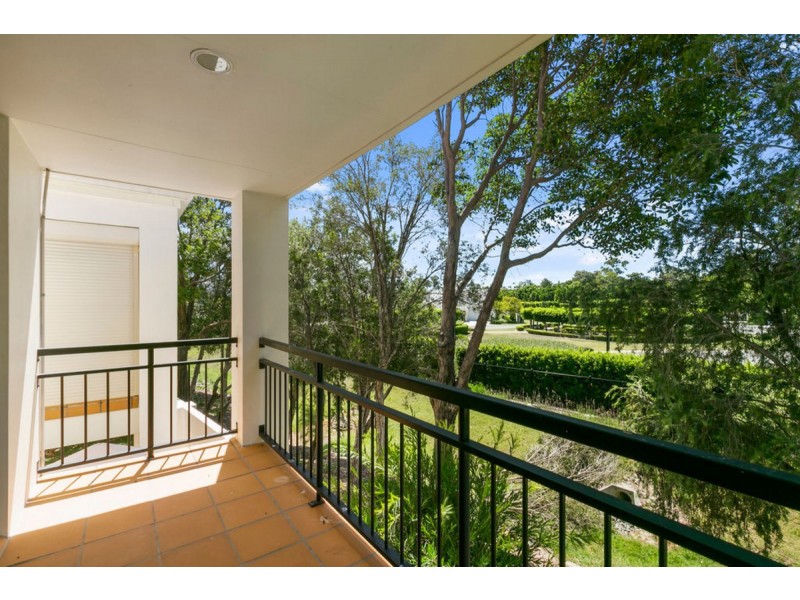 48/60-76 Caseys Road, Hope Island QLD 4212