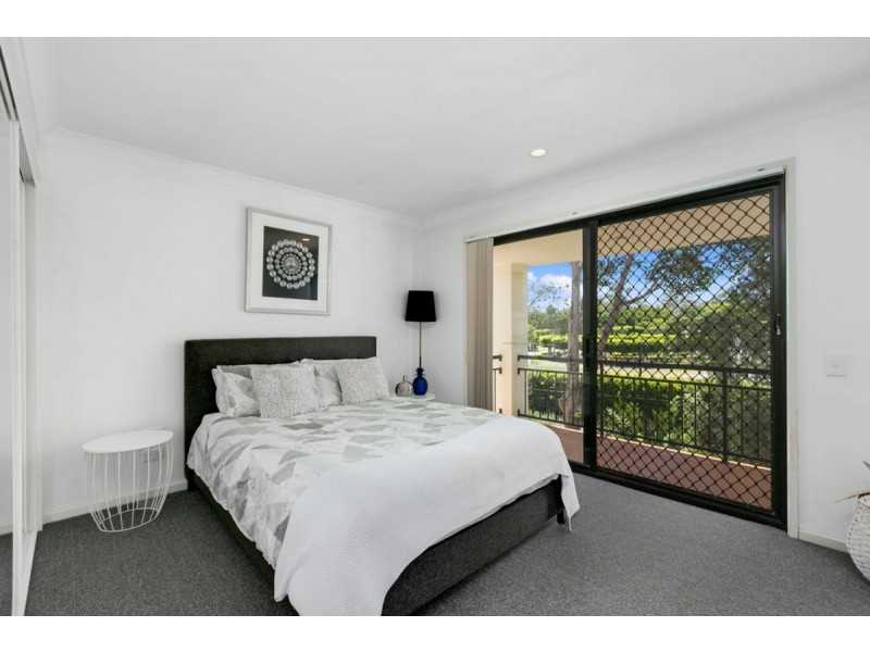 48/60-76 Caseys Road, Hope Island QLD 4212
