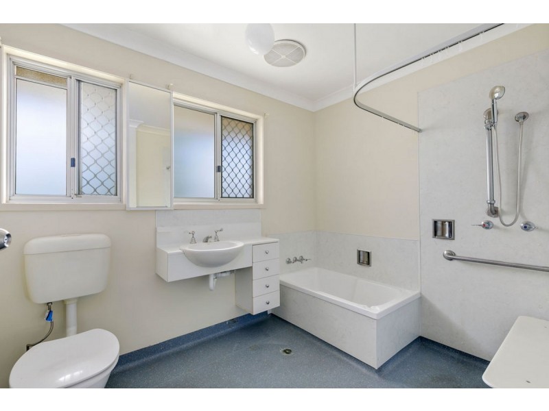 13 Coachwood Drive, Molendinar QLD 4214