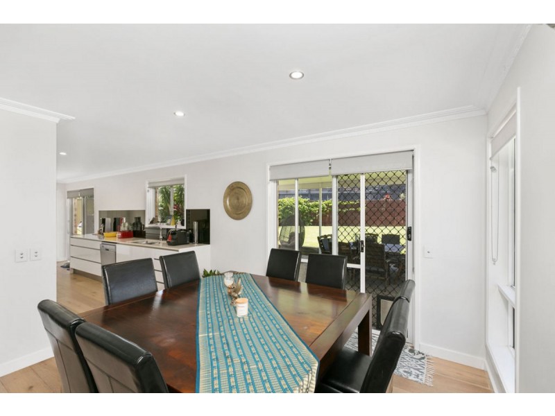 27 Koola Drive, Nerang QLD 4211