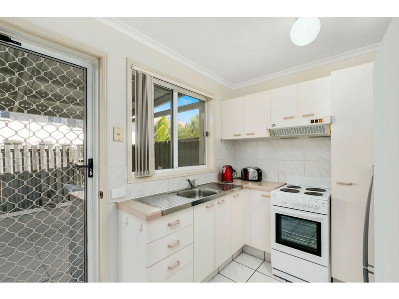 10/125 Pappas Way, Nerang QLD 4211