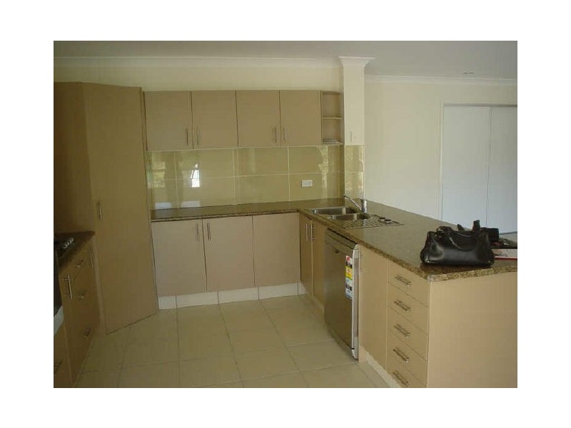 26 Silvereye Ct, Gilston QLD 4211