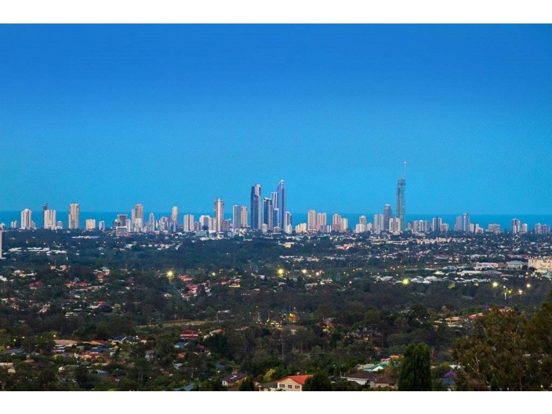 25 Ballah Crescent, Highland Park QLD 4211