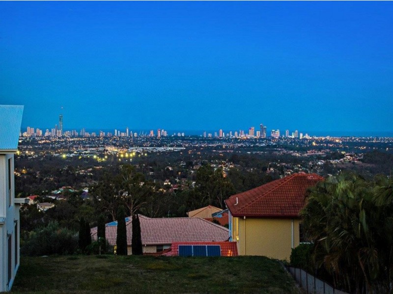 25 Ballah Crescent, Highland Park QLD 4211