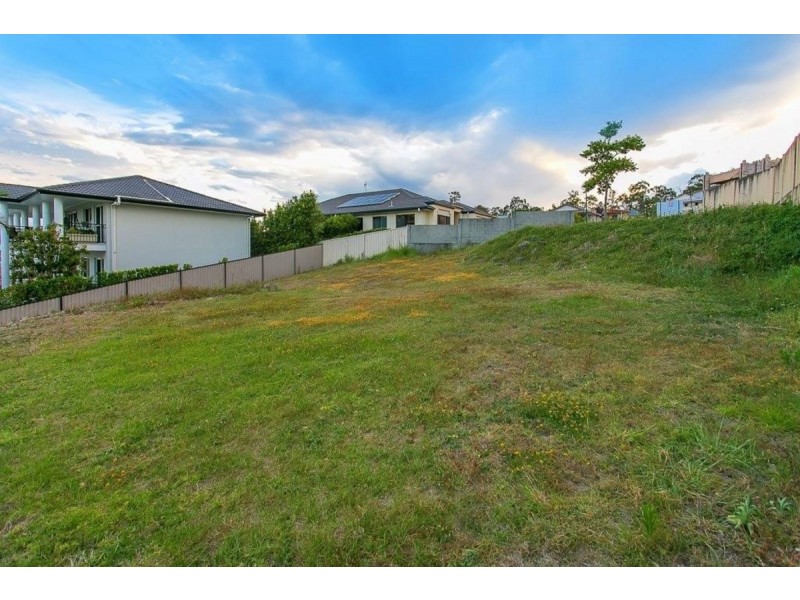 25 Ballah Crescent, Highland Park QLD 4211