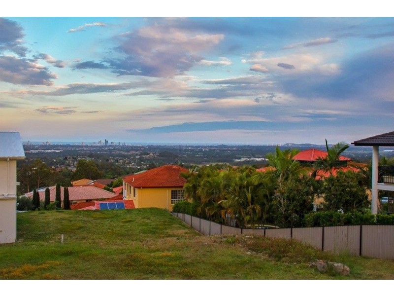 25 Ballah Crescent, Highland Park QLD 4211