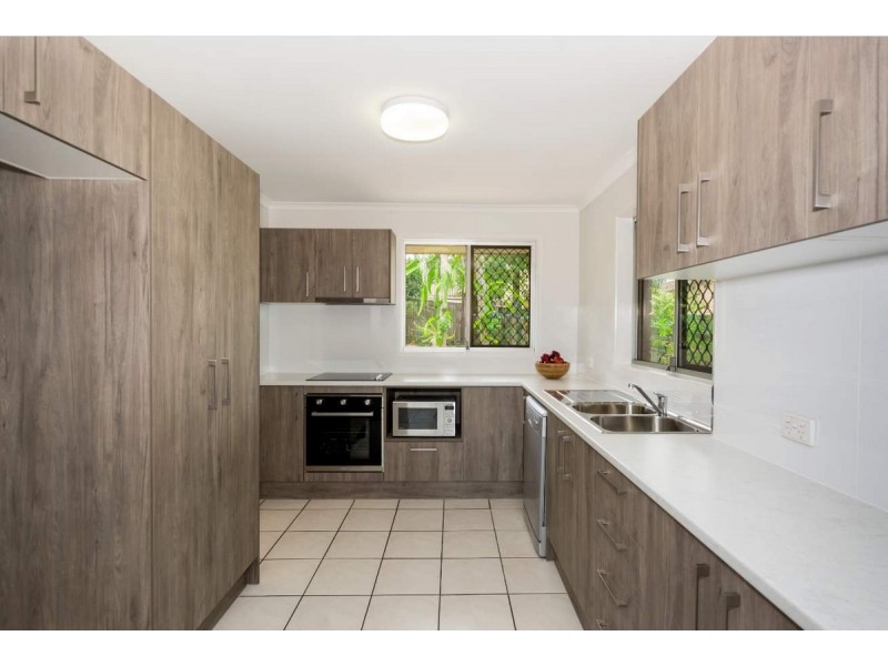 29 Pappas Way, Carrara QLD 4211