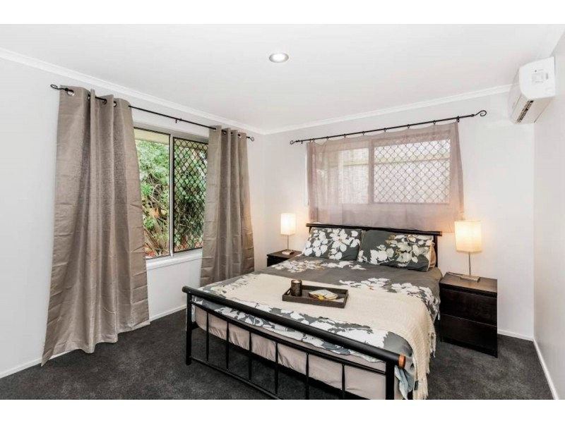 29 Pappas Way, Carrara QLD 4211