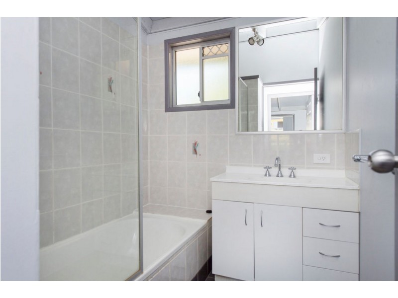28 Riverview Road, Nerang QLD 4211