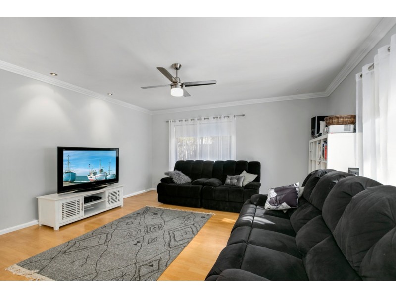 123 Armstrong Way, Highland Park QLD 4211