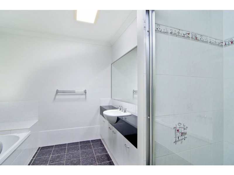 13 Kowhai Place, Nerang QLD 4211