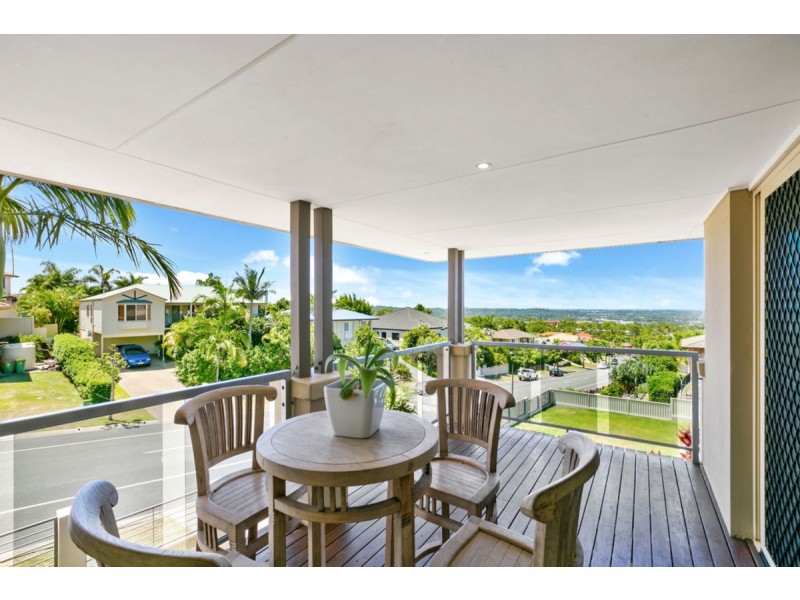 60 Armstrong Way, Highland Park QLD 4211