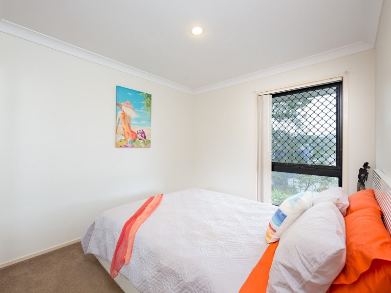 1/93 Paddington Drive, Carrara QLD 4211