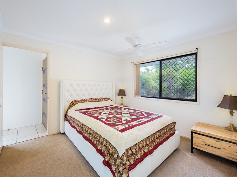 1/93 Paddington Drive, Carrara QLD 4211