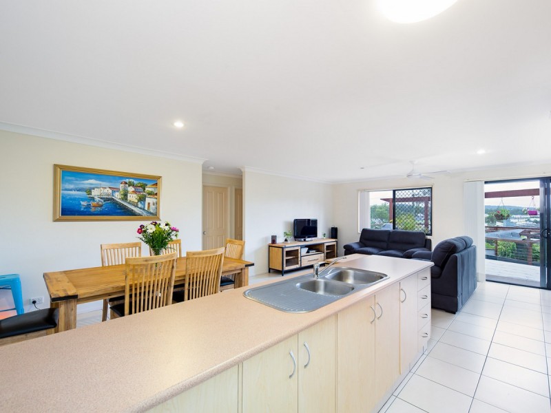 1/93 Paddington Drive, Carrara QLD 4211